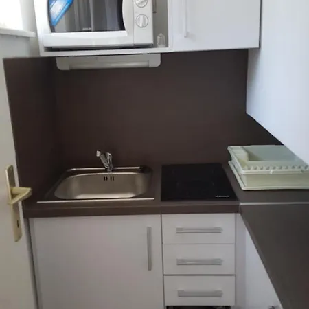 아파트 Lara 시오포크